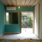 木の家を肌で感じられる集合住宅